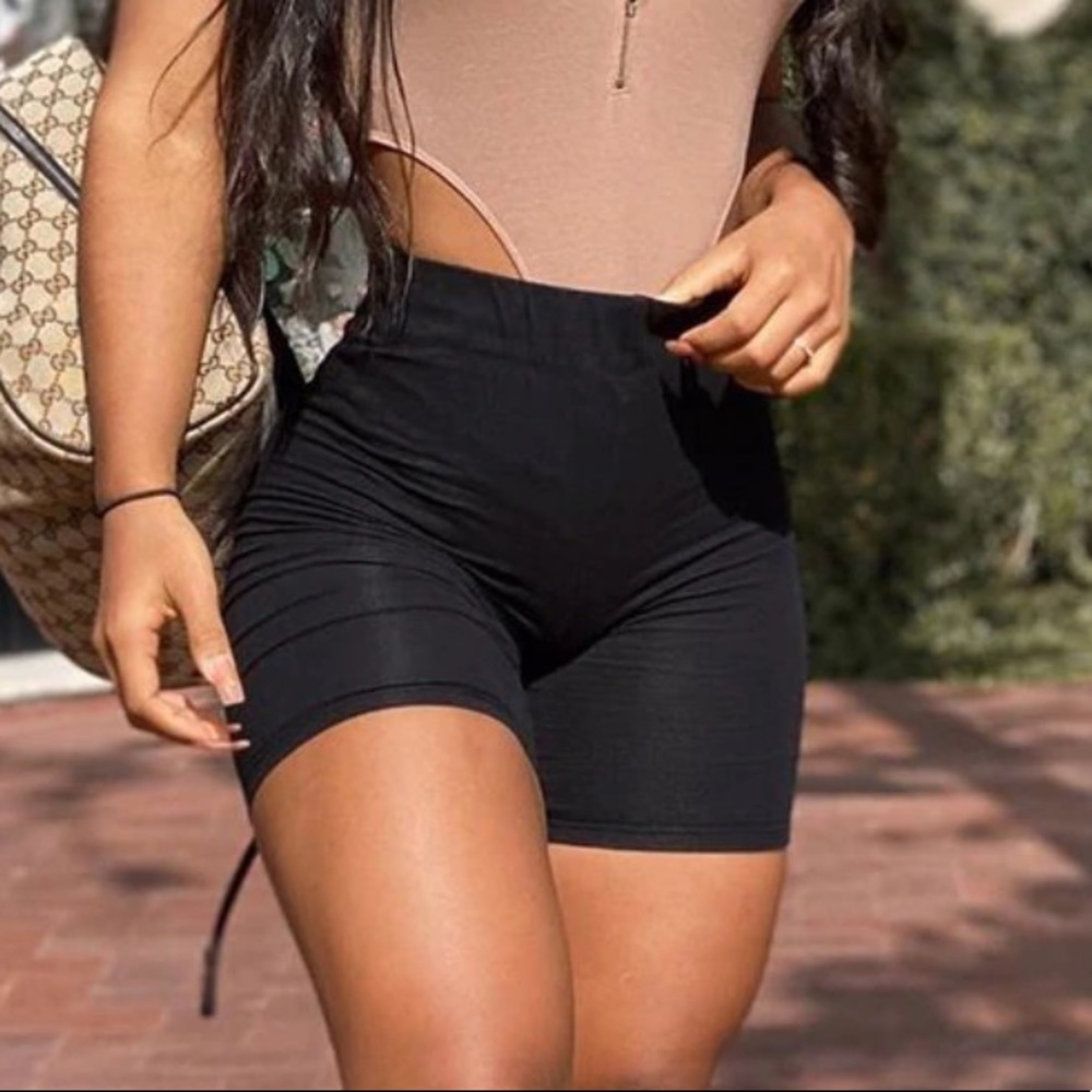 Fashion Nova - Natalee Biker Shorts